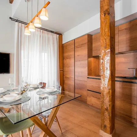 Unomas